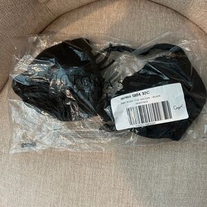 Victoria's Secret Halter Ruffle Edge Bikini Top 32C Black